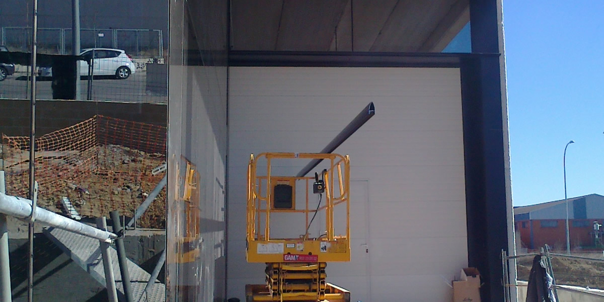 Naves industriales Limite 98