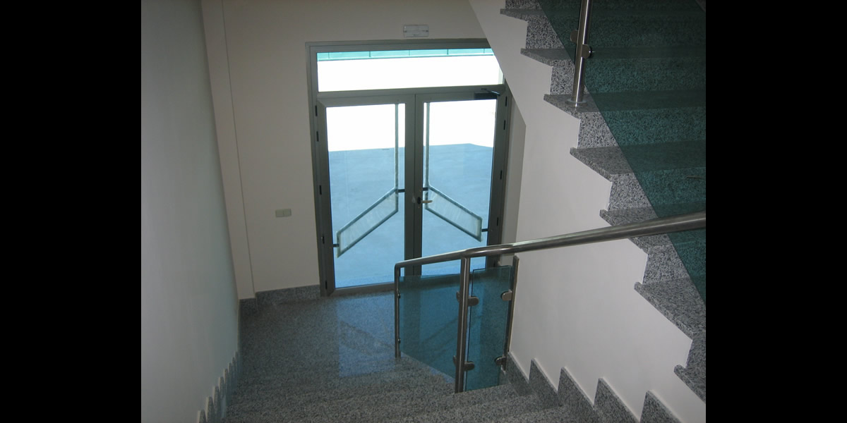 Naves industriales Limite 98